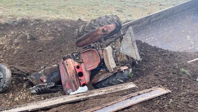 Kayseri'de Kontrolden Çıkan Traktör şarampole Yuvarlandı: Olayın Detayları ve Sonuçları