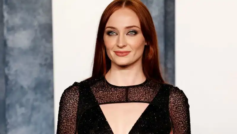 Sophie Turner'ı Çileden Çıkaran O Yorum Nedir?