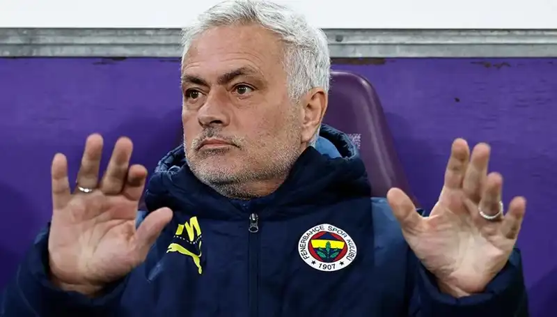 Beşiktaş'ta Yıldız Transfer İhtimali Suya Düştü: Mourinho'nun Kararı