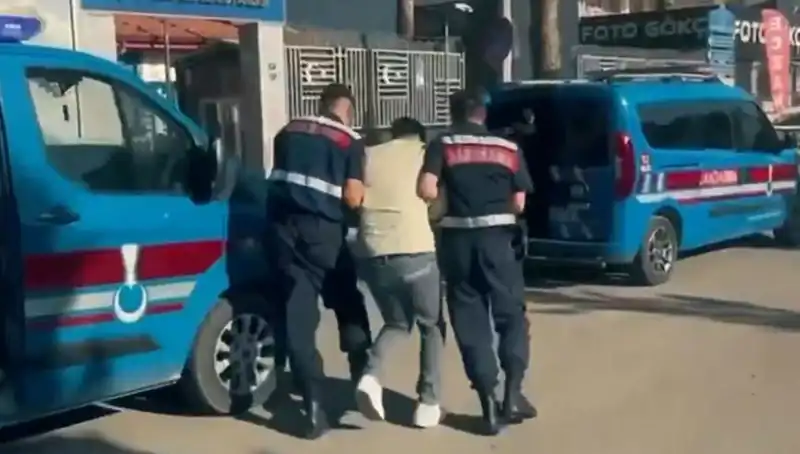 10 İlde Düzenlenen Operasyonda 5 Suç Örgütüne Yüzde Yüz Darbe!
