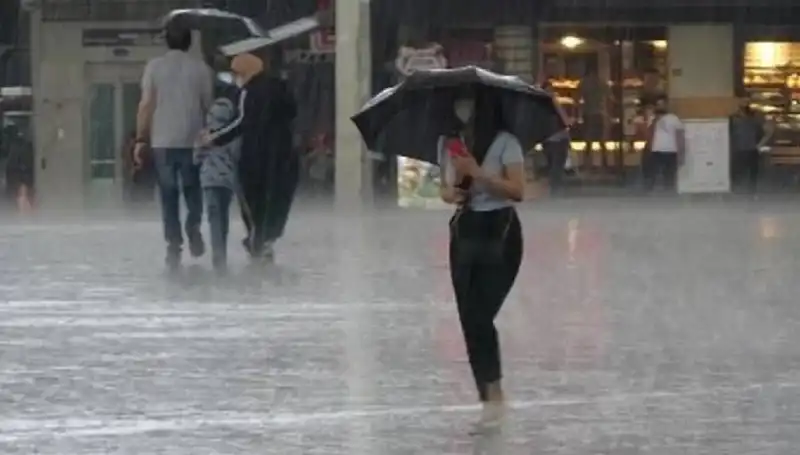 Marmara Bölgesi'nde Soğuk Hava Dalgası ve Yağış Uyarısı Geldi
