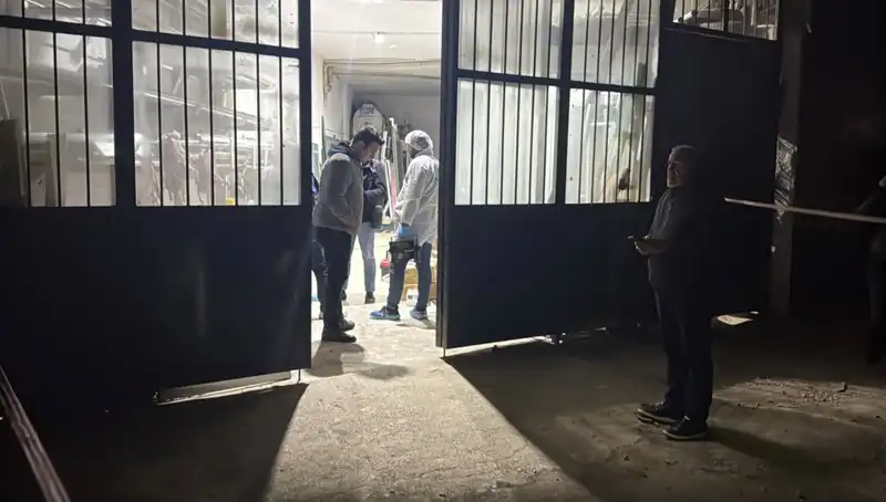 İş Yerinde Korkunç Cinayet: Battaniye ile Örtülen Olayın Perde Arkası