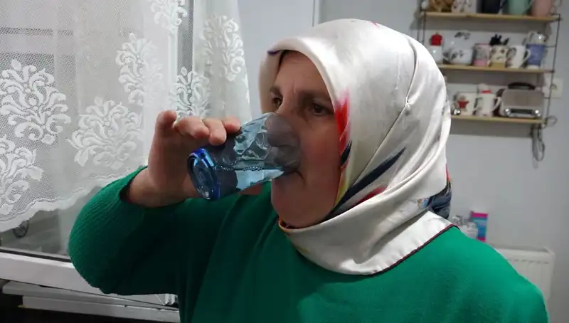 30 Yıldır Nisan Yağmurunu Şifa İçin İçen Kadın: Geleneğin Sırrı
