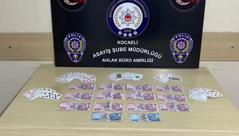 Kocaeli'de Kahvehanelere Yapılan Kumar Baskınları: Yasa Dışı İşlemler İflas Etti