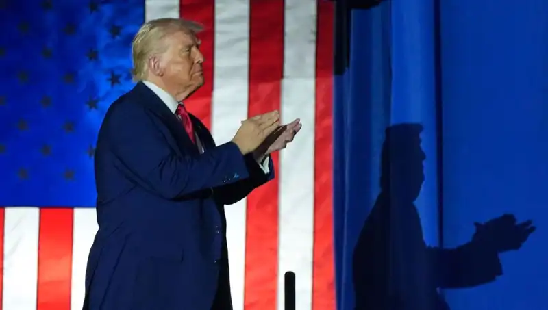 Trump, 100 Günde Tarihin Akışını Değiştiren Reformlar Yapmayı Hedefliyor