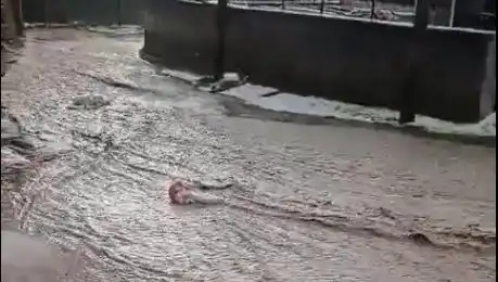 Sivas’ta Sağanak ve Dolu: Sel Felaketi Şehri Vurdu