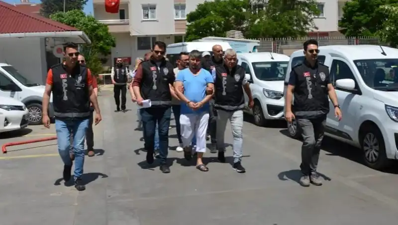 Lüleburgaz'da Şok Fuhuş Operasyonu: 10 Gözaltı ve Çarpıcı Detaylar
