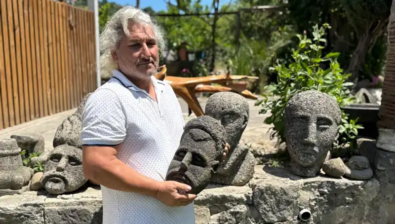 3 Günde Oluşturduğu Eserler İle Görenleri Şaşırtan Sanatçı: Satış Yok!