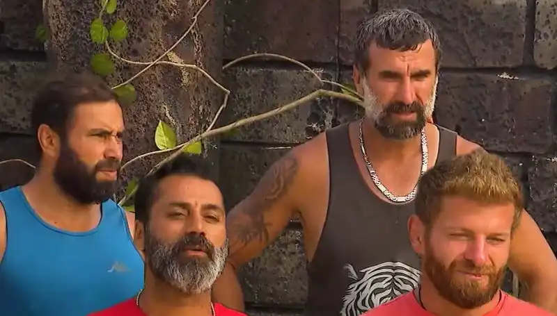 Survivor'da Şok Veda: Birleşme Hayalleri Yine Suya Düştü!