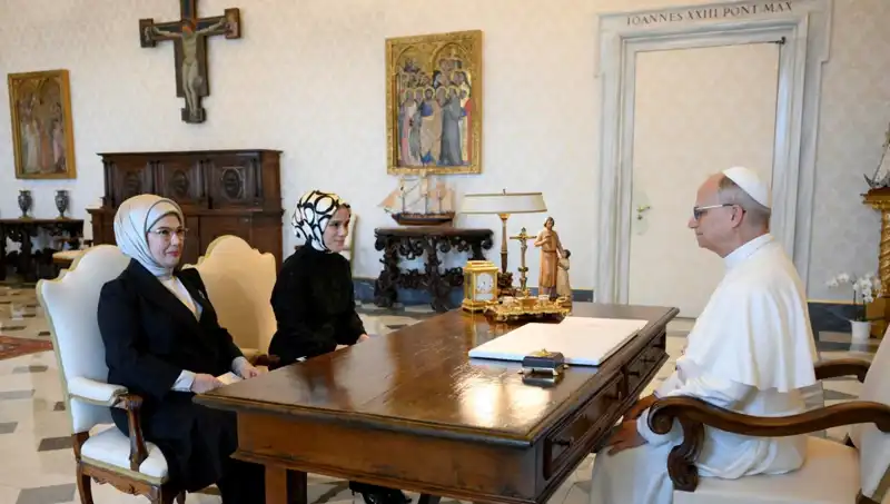 Emine Erdoğan ve Papa Leo'dan Gazze İçin Önemli Görüşme