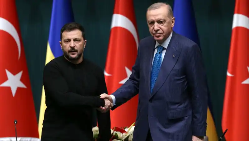 Rusya-Ukrayna Ateşkesi Görüşmeleri: Zelenski Türkiye'yi Gözlemci Olarak İstedi